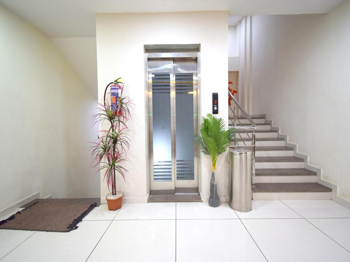 Kalol Hotel Embassy מראה חיצוני תמונה